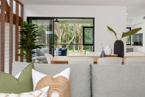 Boutique Villa On Boomerang - Seniors Australia 3