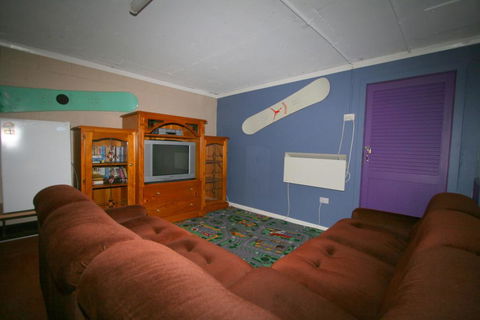 Blizzard Bunny Lodge - Seniors Australia 3