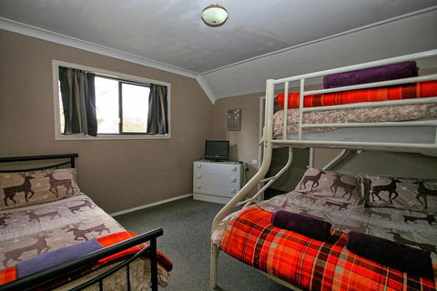 Blizzard Bunny Lodge - Seniors Australia 1