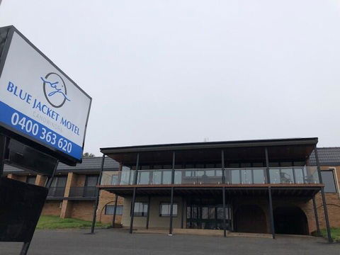 Blue Jacket Motel - Seniors Australia 1