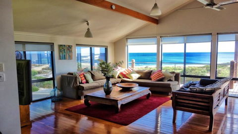Blue Ocean Haven - Peppermint Grove Beach WA - Seniors Australia 1