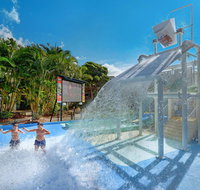 BlueSkyAptsTurtle Beach Resort Ground Floor near Water Park  Pools - Seniors Australia