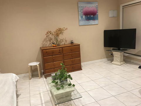 Cairnlea St Albans Townhouse - Seniors Australia 0