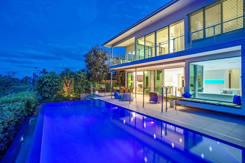 Cathedral Retreat @ Corporate Boardies - Seniors Australia 0