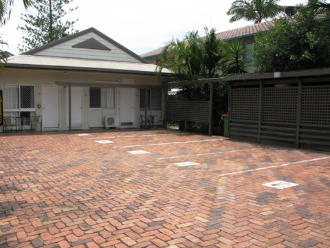 Central Motel Mooloolaba - Seniors Australia 2