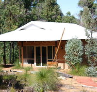 Chalets on Stoneville - Seniors Australia