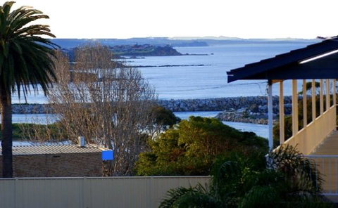 Coastal Comfort Motel - Seniors Australia 2