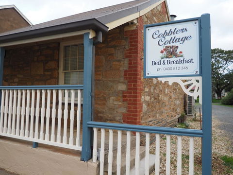 Cobblers Cottage B&B - Seniors Australia 0