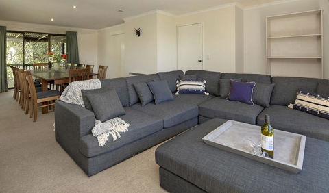 Cobbon Retreat - Seniors Australia 0