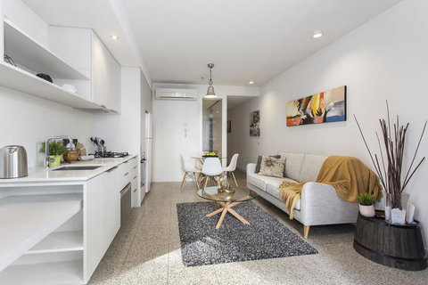 Complete Host SEE Apartments - Seniors Australia 1