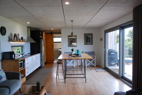 Coopers Ocean Cabin And Jacuzzi - Seniors Australia 2