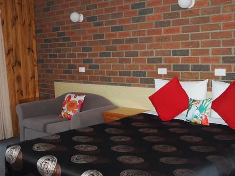 Country Road Motel St Arnaud - Seniors Australia 2