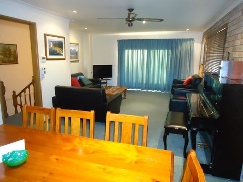 Dalmeny Shores - Seniors Australia 3