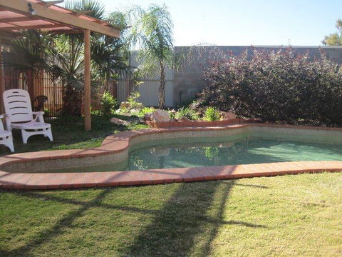 Desert Rose Inn Alice Springs - Seniors Australia 2
