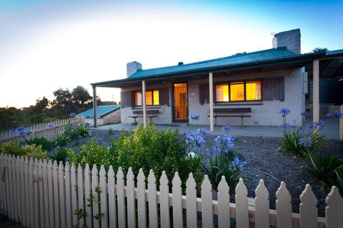 Donington Cottage Lincoln National Park - Seniors Australia 0
