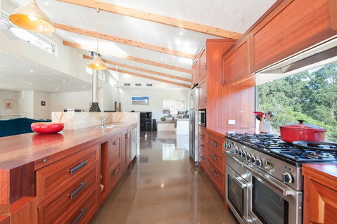 Eagle Ridge - Seniors Australia 2