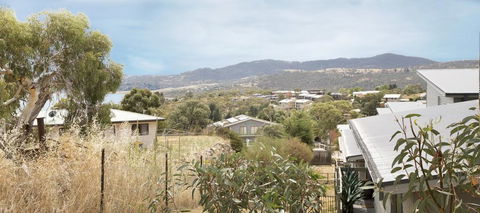 Eclipse 5- Spacious Townhouse - Seniors Australia 1