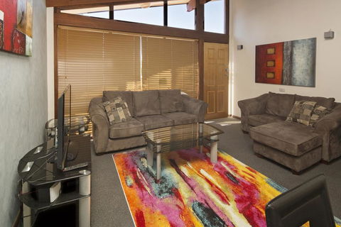 Eliza Lee 3 - Comfortable For The Budget Savvy - Seniors Australia 2