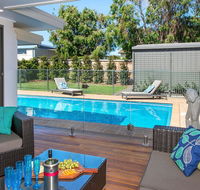 Emerald - coastal walk swimming pool pet friendly - Seniors Australia