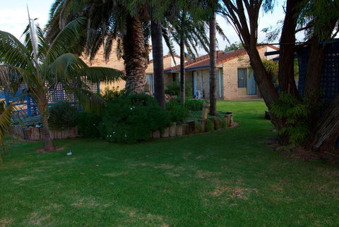 Esperance Beachfront Resort - Seniors Australia 2