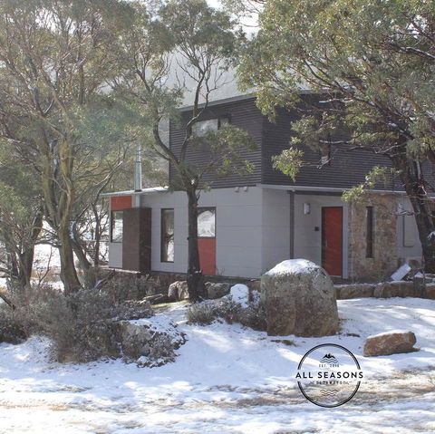 Faraya Chalet - Seniors Australia 0