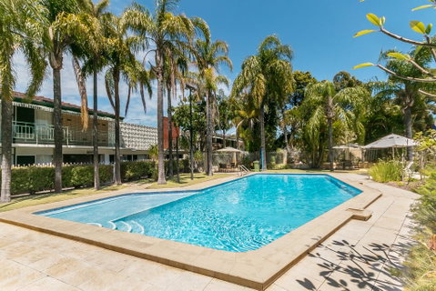 Flag Motor Lodge - Seniors Australia 2