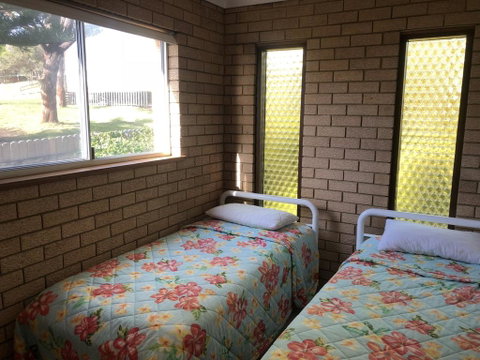 Flat 1-3 Bay Lane - Seniors Australia 2