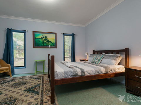 Flipper Beach House - Seniors Australia 2