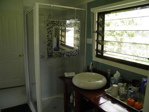 Follywood Guesthouse B&B - Seniors Australia 2