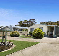 Four Sisters - beachside holiday - Seniors Australia
