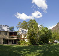 Glass House Mountains Ecolodge - Seniors Australia