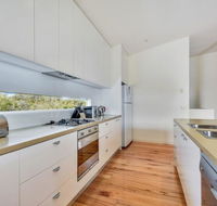 Golfers Paradise By The Beach - Seniors Australia