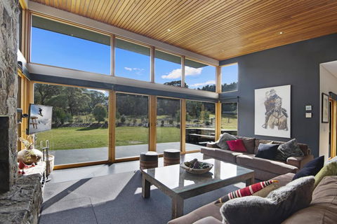 Grey Mare Chalet - Seniors Australia 2