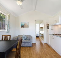 Harbour Lights Tourist Park - Seniors Australia