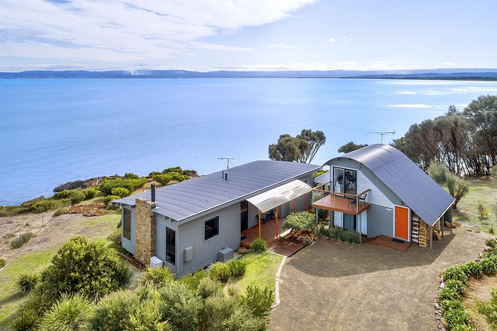 Friendly Beaches TAS Seniors Australia