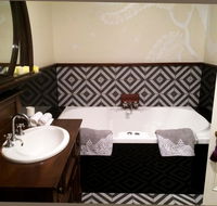 Henrietta's Country House - Seniors Australia