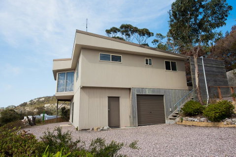 Hilltop Haven - Seniors Australia 0