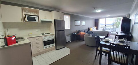 Horizons 201 - Lake Jindabyne Waterfront - Seniors Australia 2