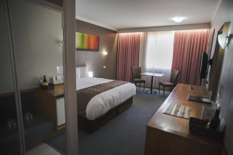 Hospitality Kalgoorlie, SureStay By Best Western - Seniors Australia 2