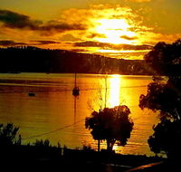 Islandview Beachhouse - 60m down driveway to Beach Dover Tasmania - Seniors Australia