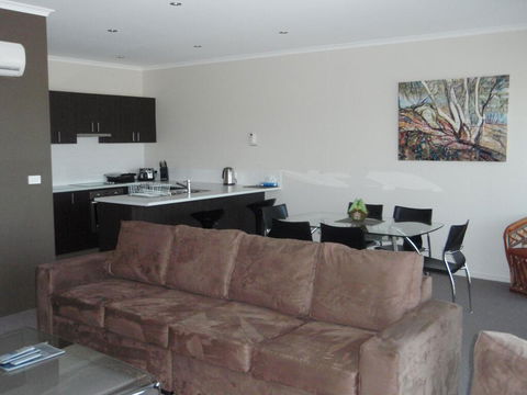 Jasper 3 Town Centre Jindabyne - Seniors Australia 3
