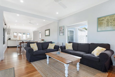 Kesla Beach House - Seniors Australia 3