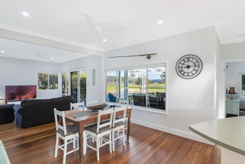 Kesla Beach House - Seniors Australia 0