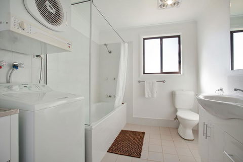 Kestrels Rest 2/116 Gippsland Street - Seniors Australia 1