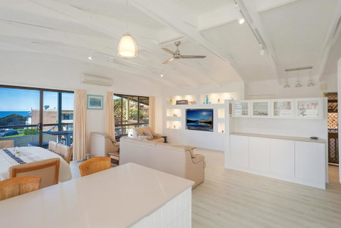 Kianga Parade Beach House - Seniors Australia 1