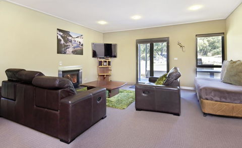 Kickenback Lodge - Seniors Australia 1