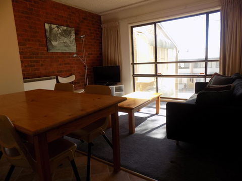 Kirwan Apartments 27 - Seniors Australia 3
