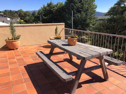 Kookaburra Lodge - Seniors Australia 1