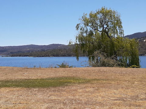 Lake Jindabyne Hotel - Seniors Australia 2