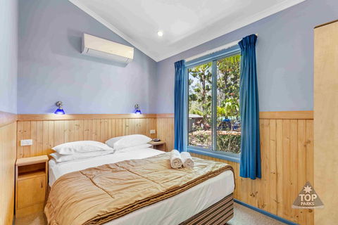 Lake Tinaroo Holiday Park - Seniors Australia 1